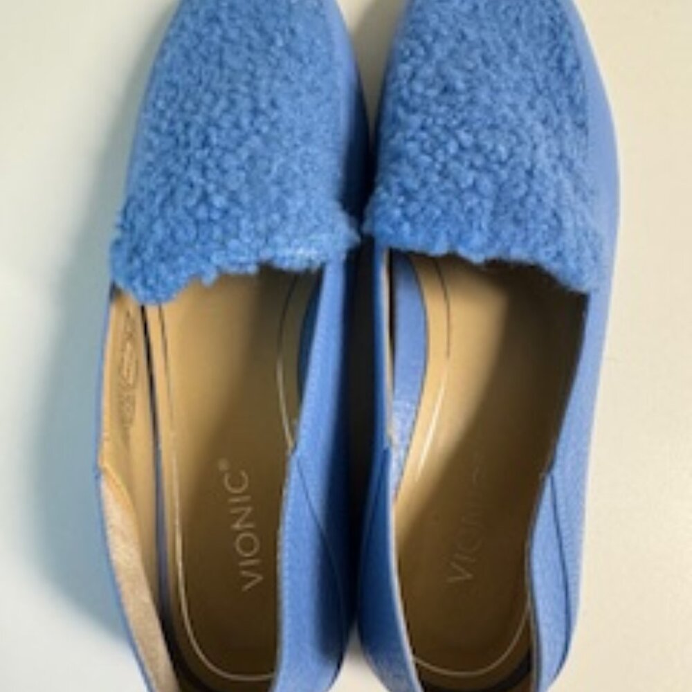 VIONIC BLUE LOAFERS